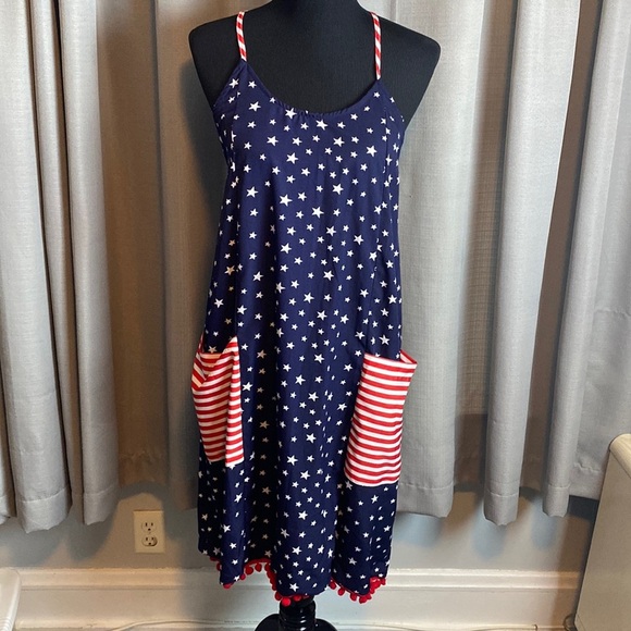 America & Beyond Women’s MIDI Dress Stars & Stripes Adjustable Straps sz L NWT - Picture 1 of 7